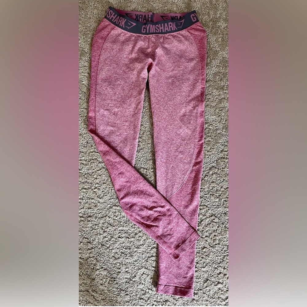 Gymshark flex leggings size medium two toned pink color